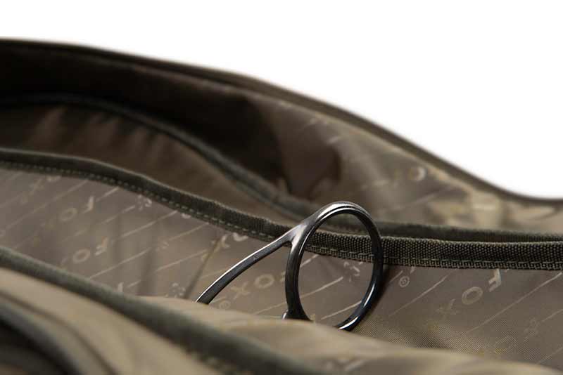 Fox Camolite Hardcase - 6 hengels - 13FT - dé KarperCentrale Fox Camolite Hardcase - 6 hengels - 13FT - dé KarperCentrale