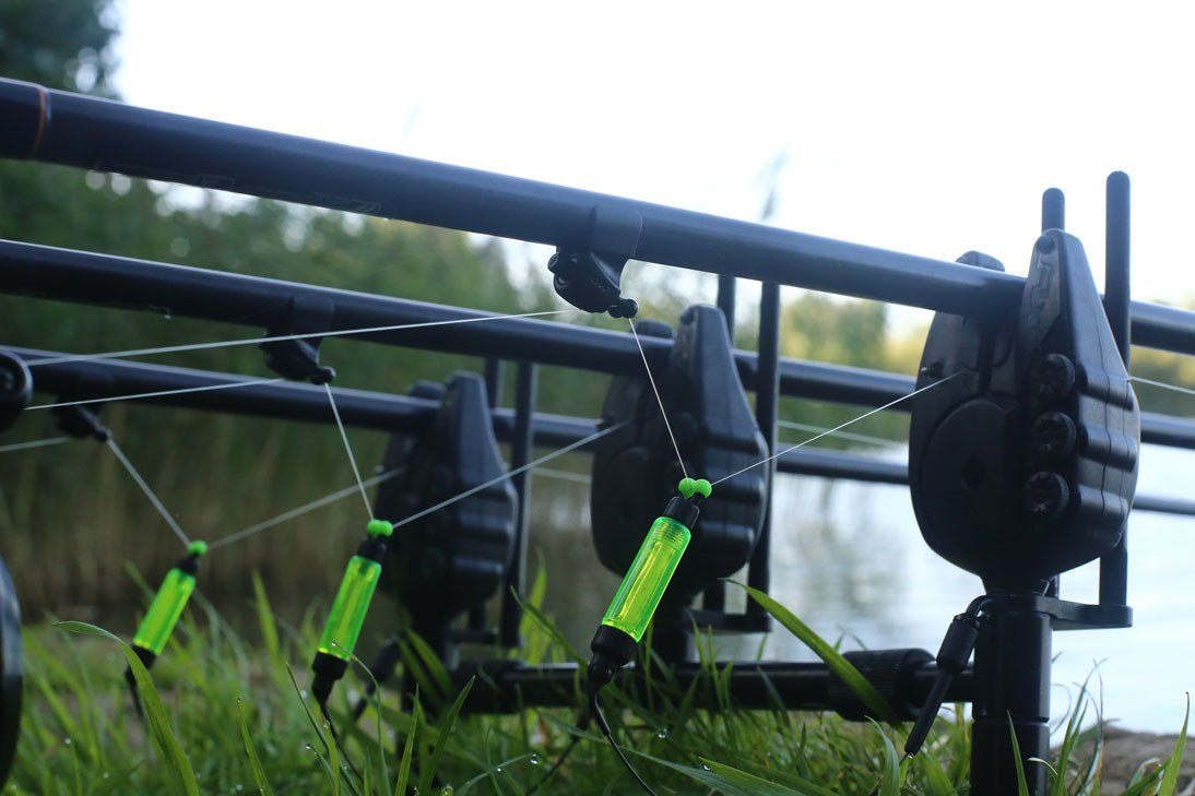 Fox Black Label Adjustable Rod Clip - dé KarperCentrale