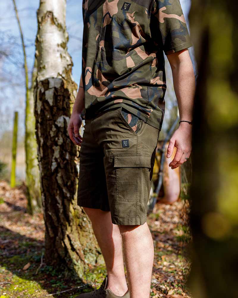 Fox LW Khaki Combat Korte broek - dé KarperCentrale