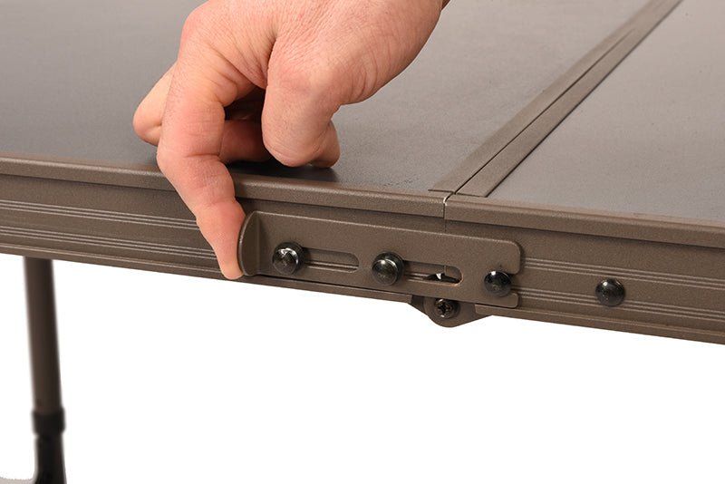 Fox Session Table with Storage - dé KarperCentrale