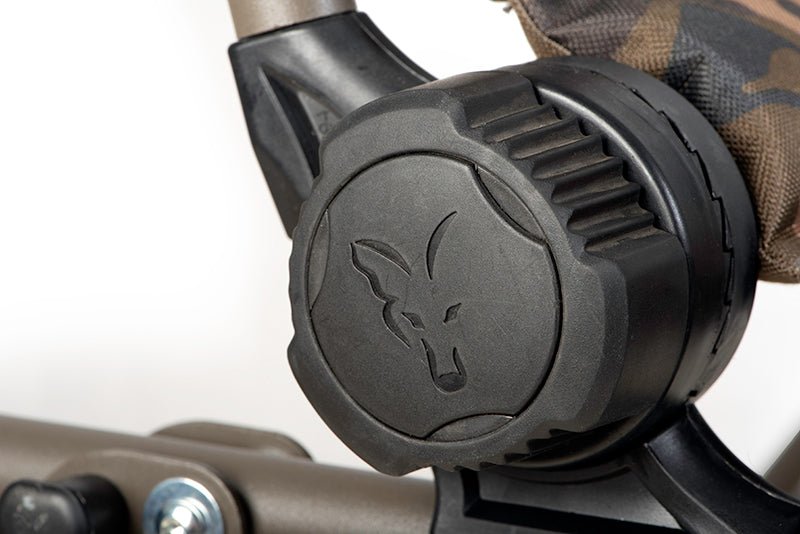 Fox Super Deluxe - Stoel met verstelbare extra hoge rugleuning - dé KarperCentrale